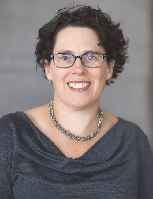 Tammy Heesakker headshot